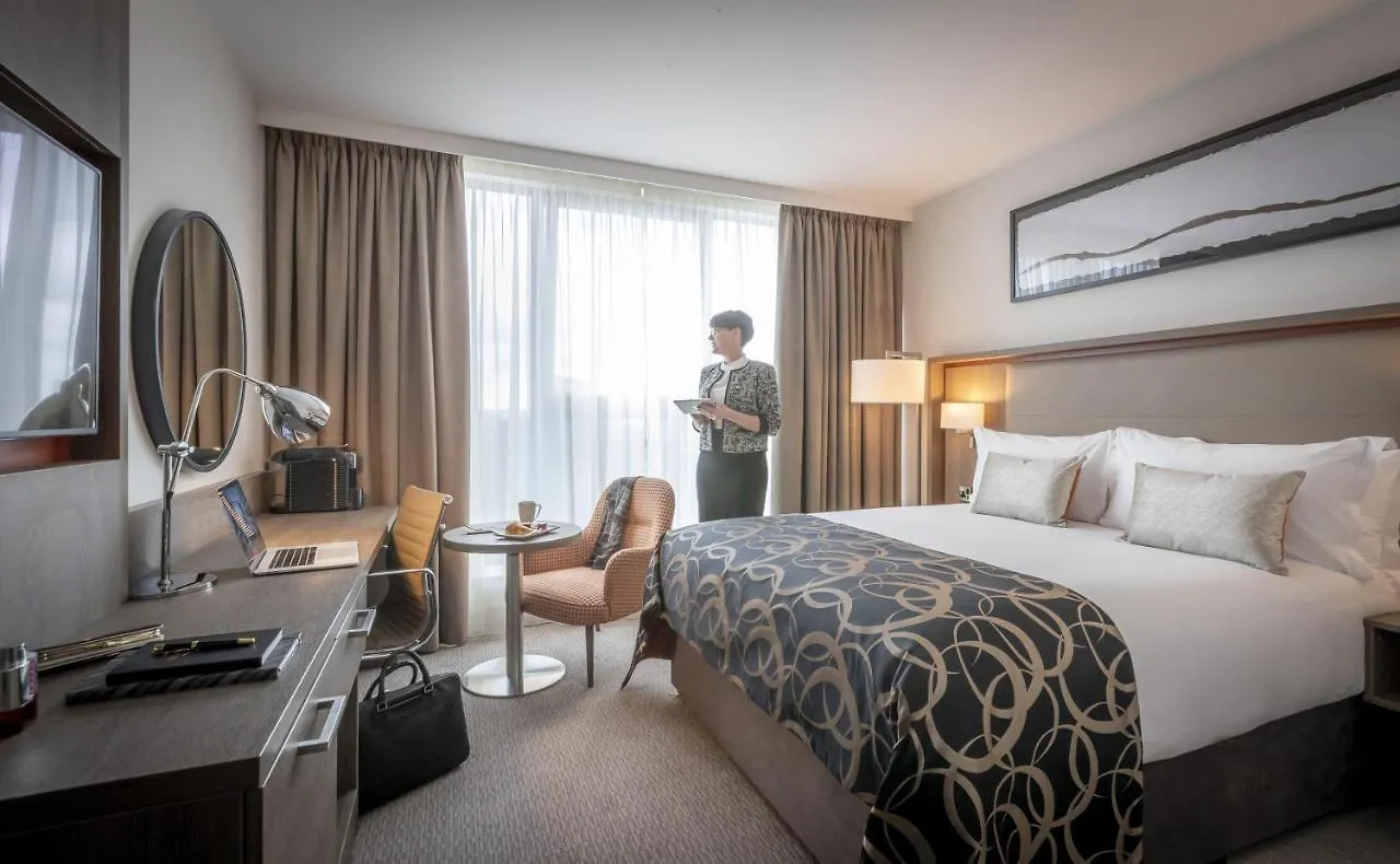 Clayton Hotel Cardiff Lane Дублин