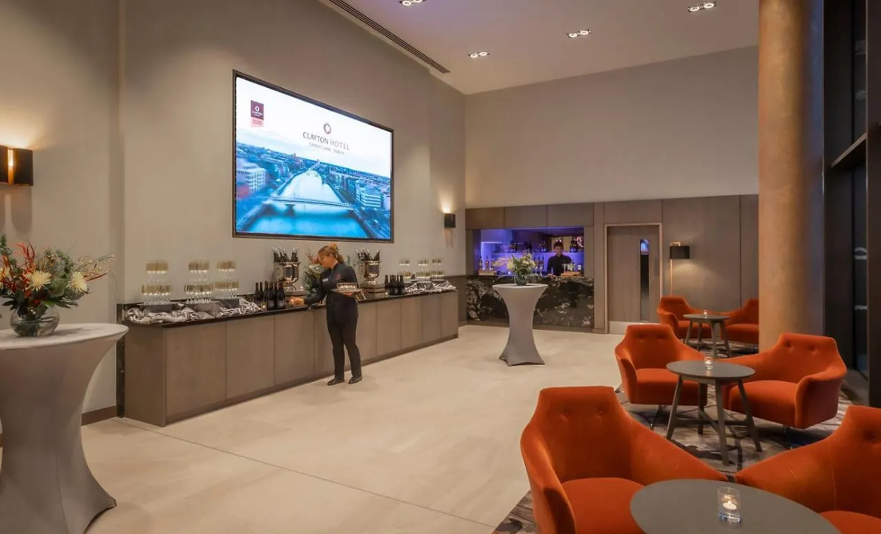 ****  Clayton Hotel Cardiff Lane Dublin Ireland