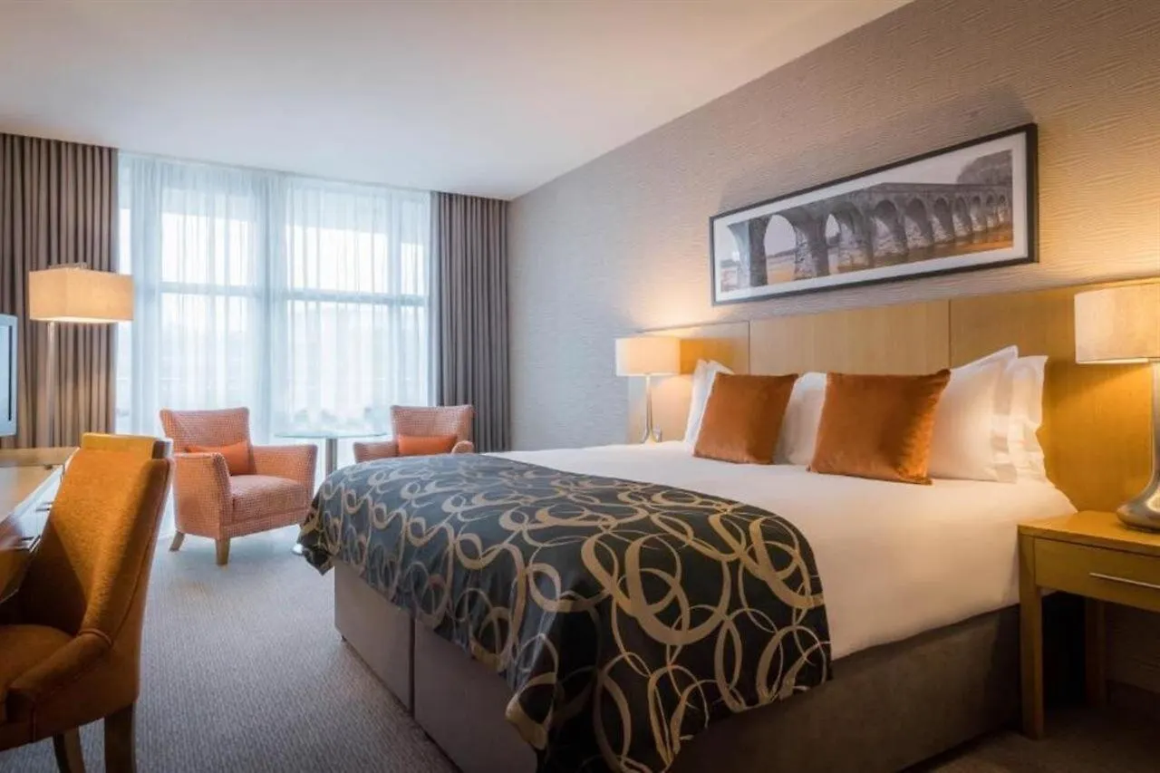 Clayton Hotel Cardiff Lane Dublin 4*,  Ireland